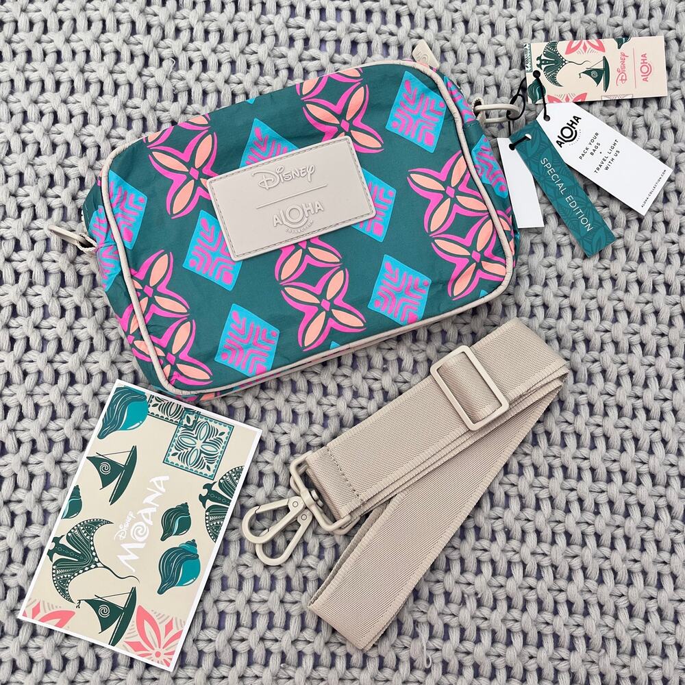 Aloha Collection x DISNEY• MOANA LE TOUR Islander Oasis Cross Body Special Ed